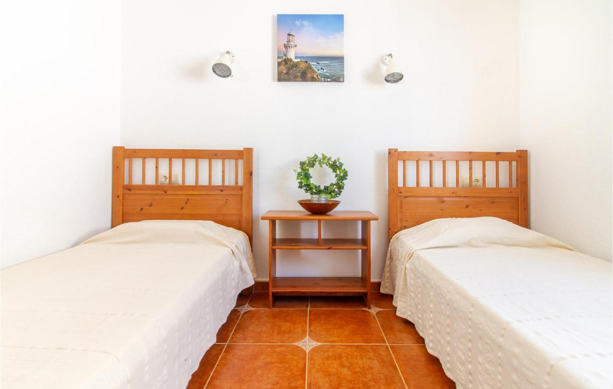 Nice Apartment In Cumbre Del Sol With Wifi Eksteriør bilde