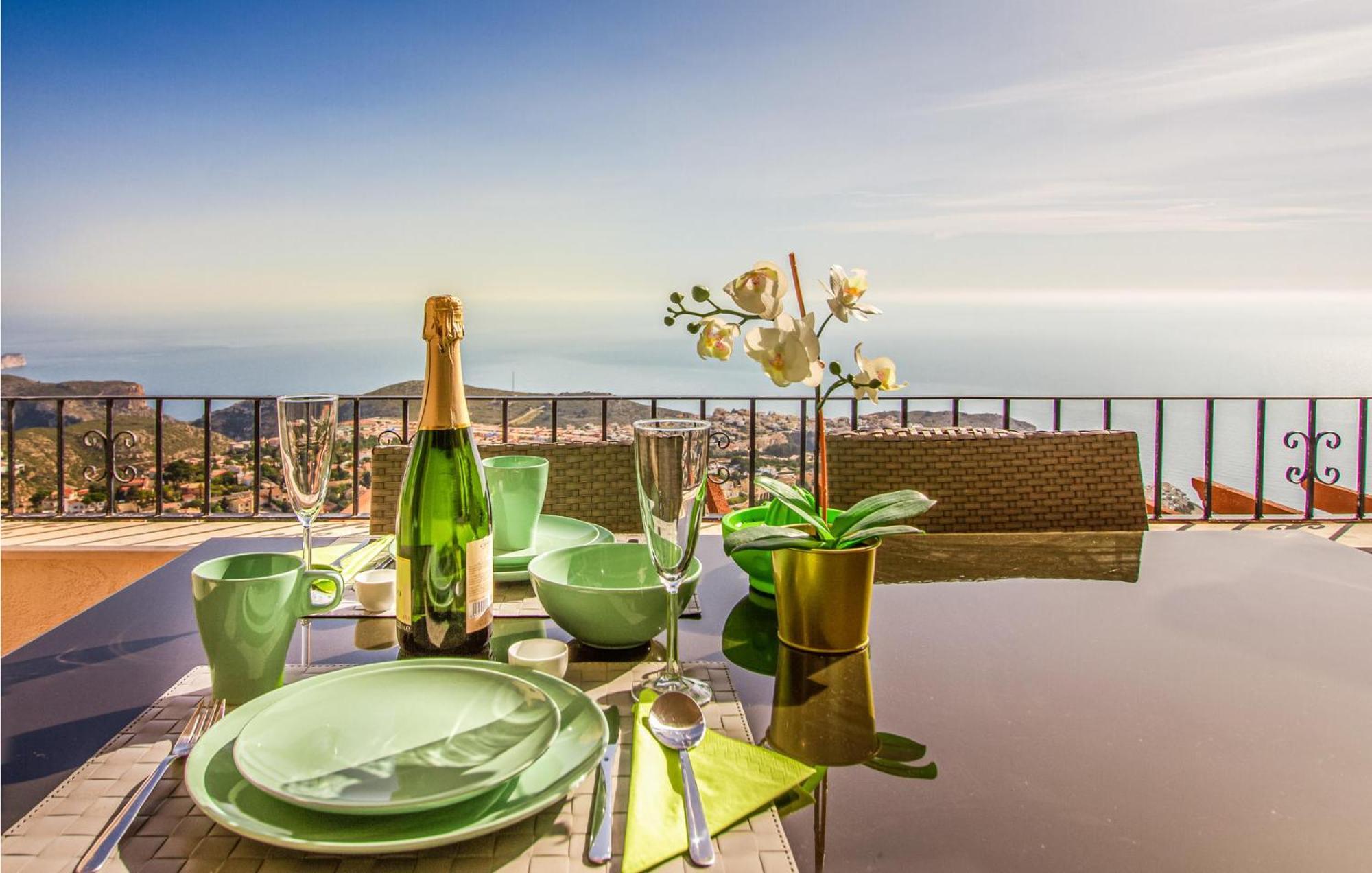 Nice Apartment In Cumbre Del Sol With Wifi Eksteriør bilde